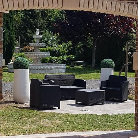 Отель Domaine De Karoli Barneville-sur-Seine Экстерьер фото